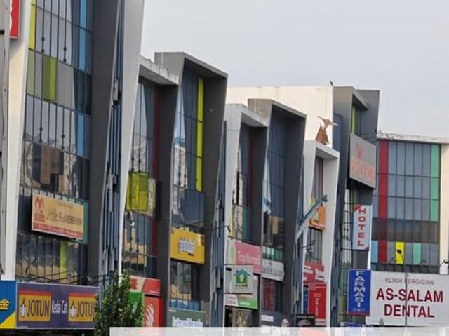 Shop for rent in Kajang, Langat