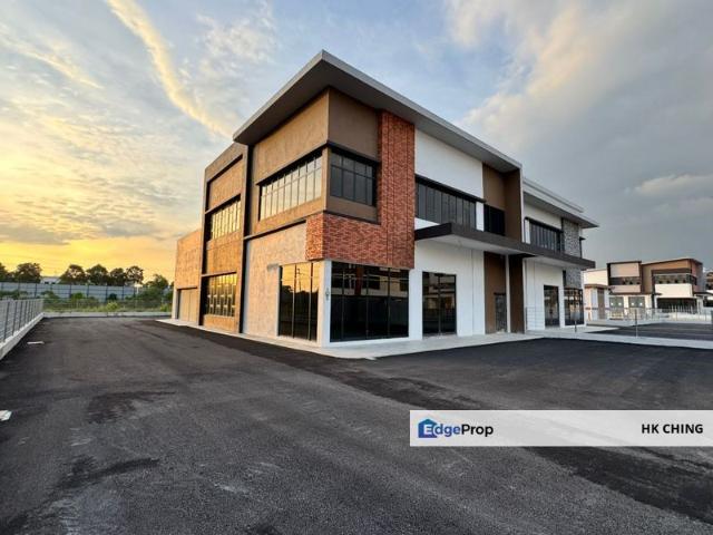 Shop for rent in Kajang, Langat