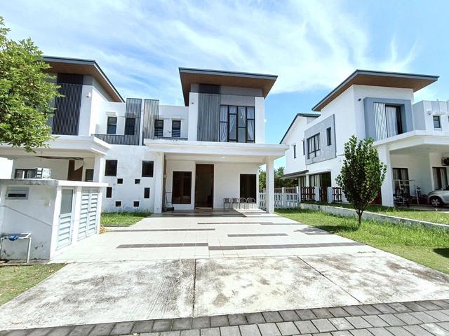 Residential House for sale in Kajang, Langat