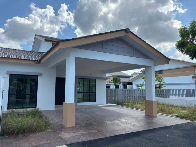 Bungalow for sale in Wellesley, Penang