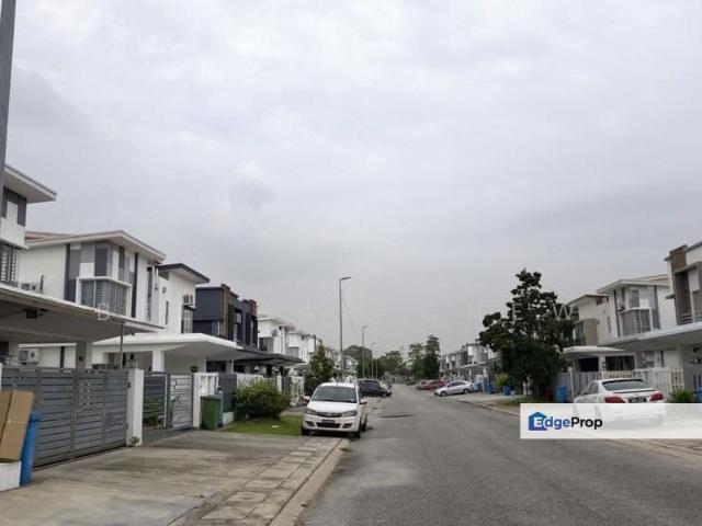 House for sale in Petaling, Alam Impian