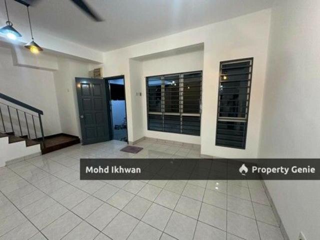 House for rent in Petaling, Alam Impian