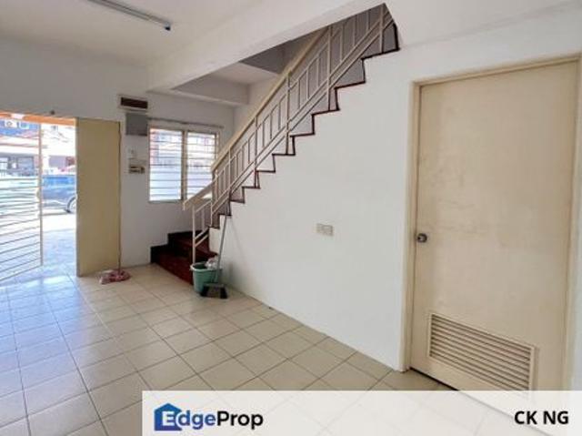 House for rent in Petaling, Alam Impian