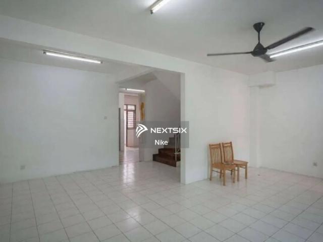 House for rent in Petaling, Alam Impian