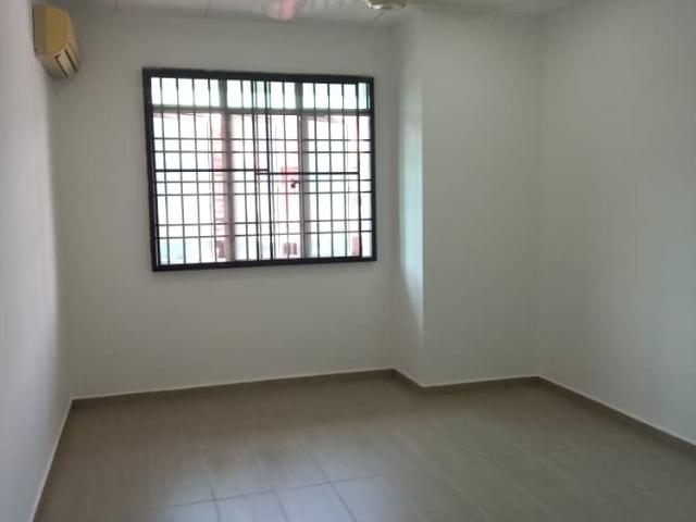 House for rent in Petaling, Alam Impian