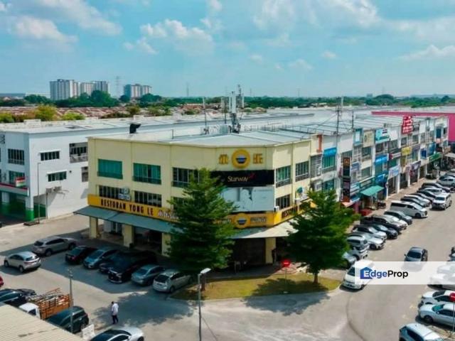 Shop for rent in Petaling, Alam Impian