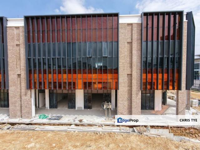 Shop for rent in Petaling, Alam Impian