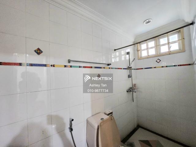 Shop for sale in Johor