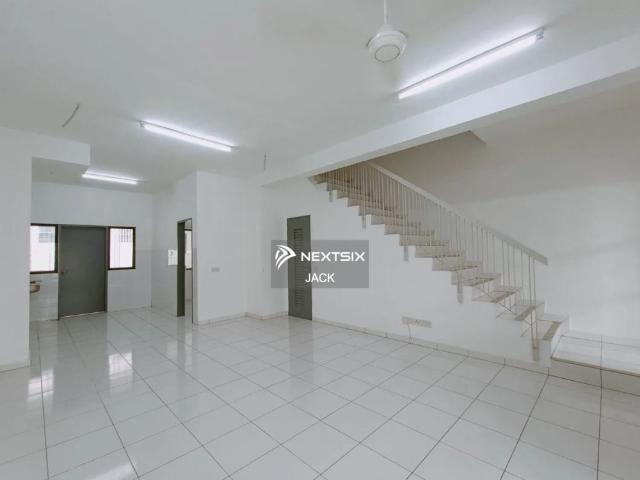 House for rent in Petaling, Alam Impian