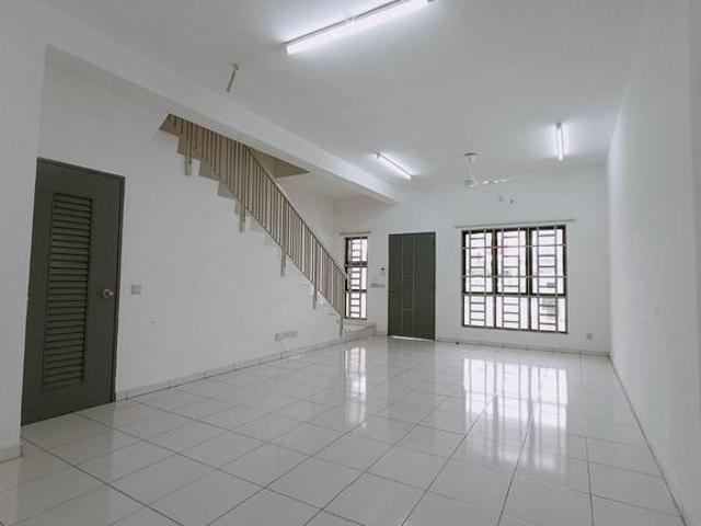 Terraced House for rent in Petaling, Alam Impian
