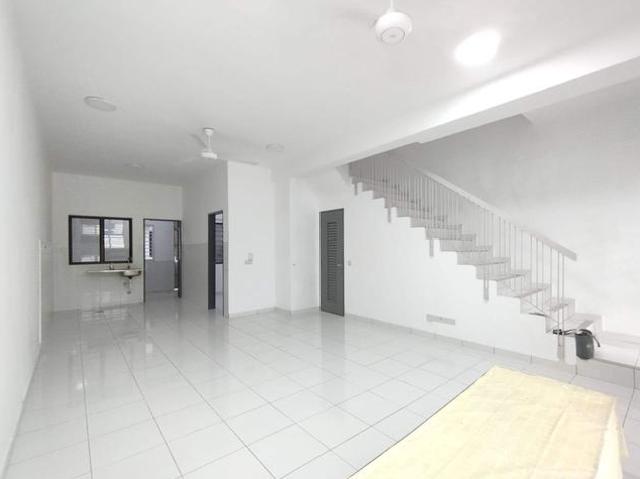 Terraced House for rent in Petaling, Alam Impian