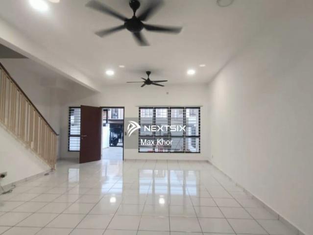 House for rent in Petaling, Alam Impian
