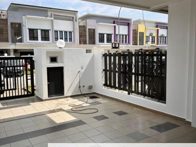 House for rent in Petaling, Alam Impian