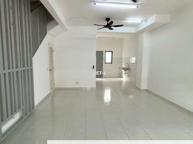 House for rent in Petaling, Alam Impian