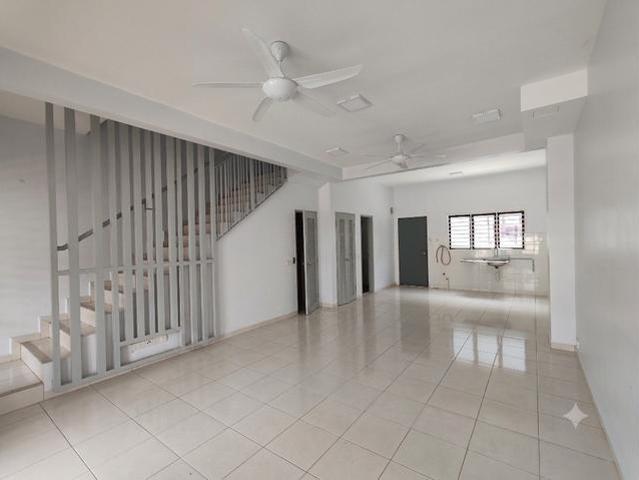 Terraced House for rent in Petaling, Alam Impian