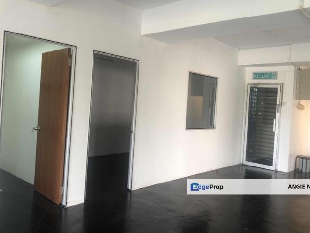 Shop for rent in Petaling, Alam Impian