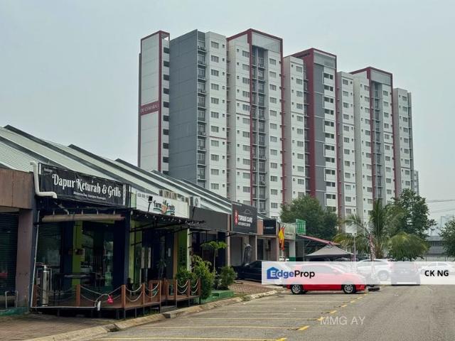 Shop for sale in Seksyen U13, Shah Alam