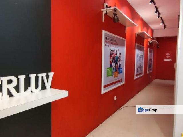 Shop for sale in Petaling, Alam Impian