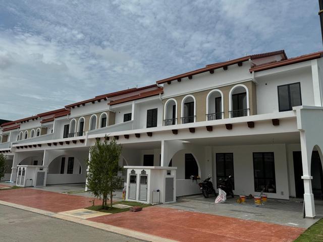 Terraced House for sale in Tanjong Sepat, Selangor
