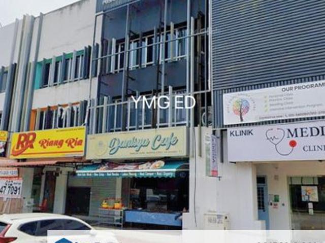 Shop for rent in Petaling, Alam Impian