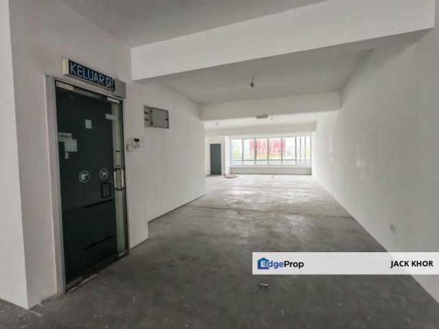 Shop for rent in Seksyen U13, Shah Alam