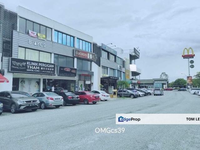 Shop for sale in Petaling, Alam Impian
