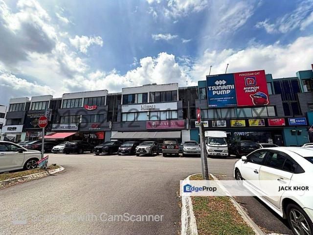 Shop for sale in Petaling, Alam Impian