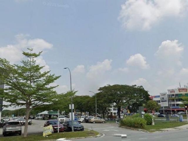 Shop for rent in Petaling, Alam Impian