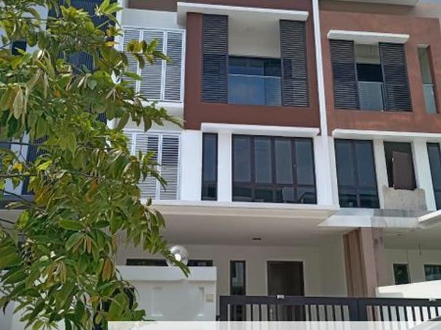 House for rent in Petaling, Alam Impian