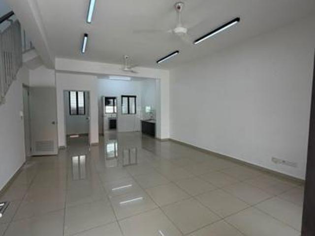 Terraced House for rent in Petaling, Alam Impian