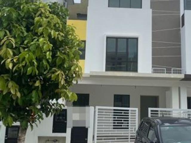 House for sale in Petaling, Alam Impian