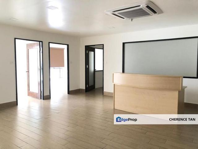 Shop for rent in Petaling Jaya, Petaling