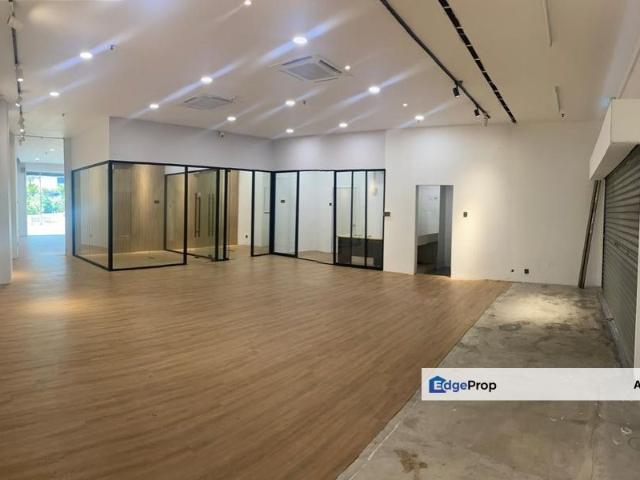 Shop for rent in Petaling Jaya, Petaling
