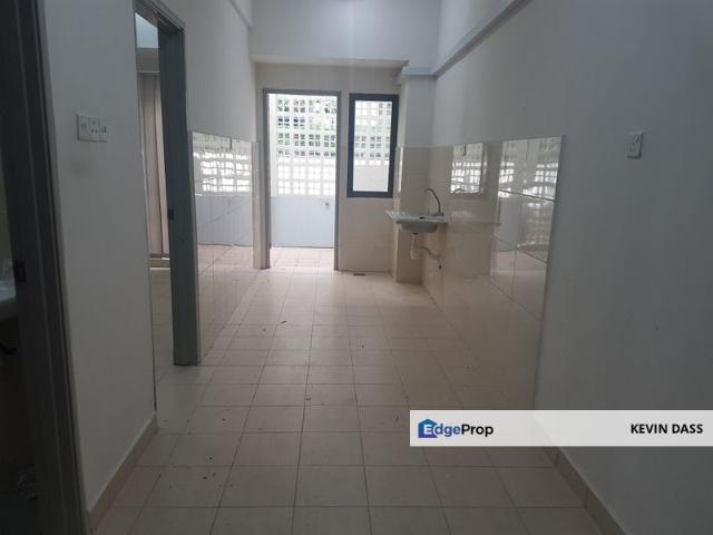 Shop for sale in Petaling, Damansara Damai