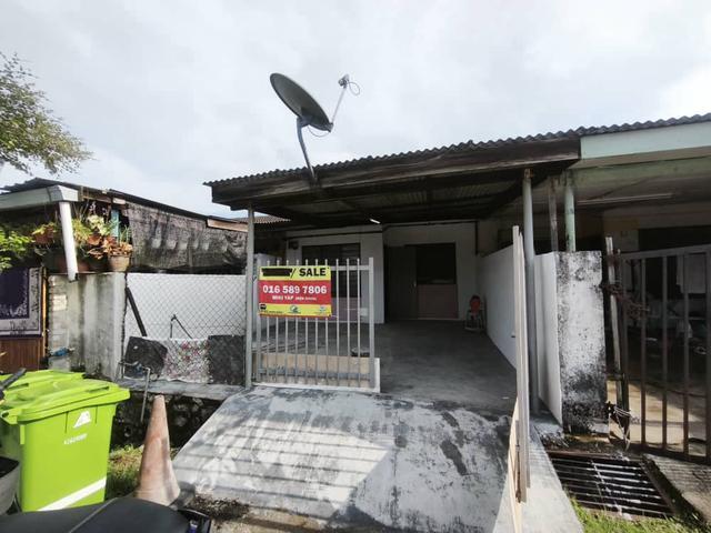Terraced House for sale in Kuantan