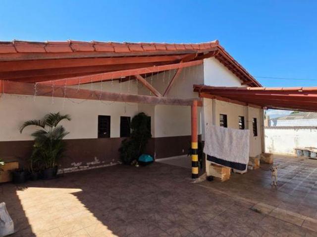 Casa venda em Região Geográfica Imediata do Distrito Federal, Região Integrada de Desenvolvimento do Distrito Federal e Entorno