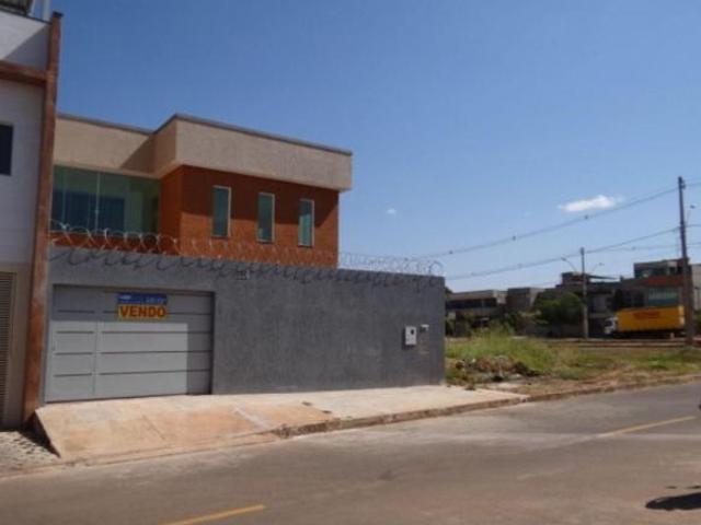 Casa venda em Região Geográfica Imediata do Distrito Federal, Região Integrada de Desenvolvimento do Distrito Federal e Entorno
