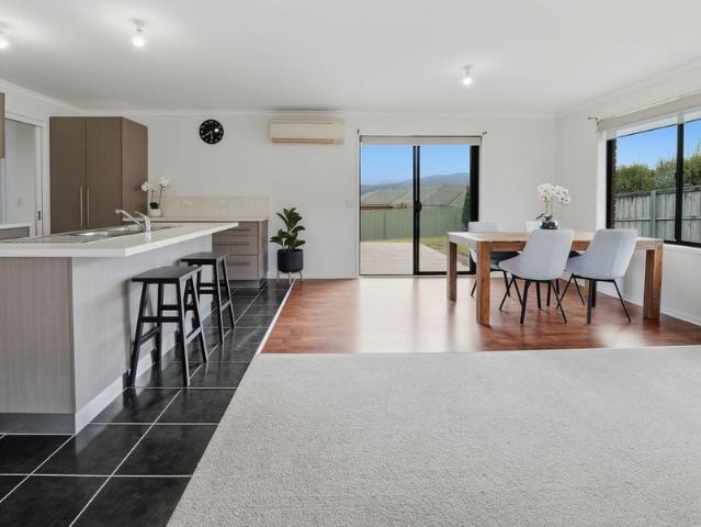 House for rent in Redwood Village, Hobart