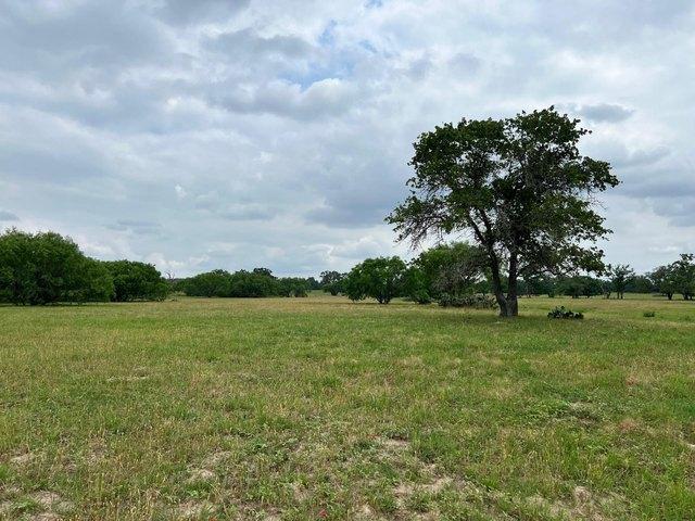 Land for sale in Luling, Texas