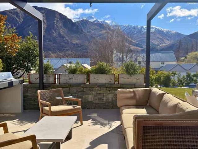 House for rent in Otakou