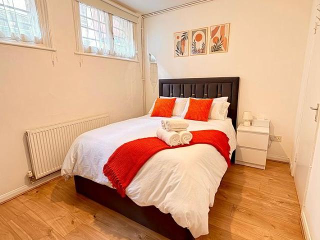 Apartment for rent in London Borough of Newham, Greater London