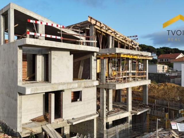 Terreno venda em Almada, Setúbal