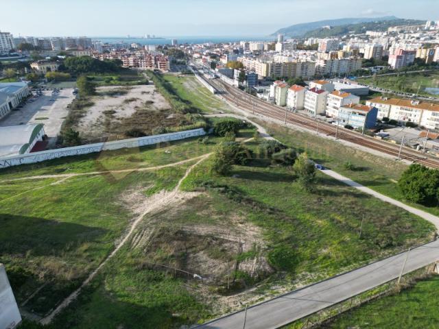 Terreno venda em Pinheirinhos, Setúbal