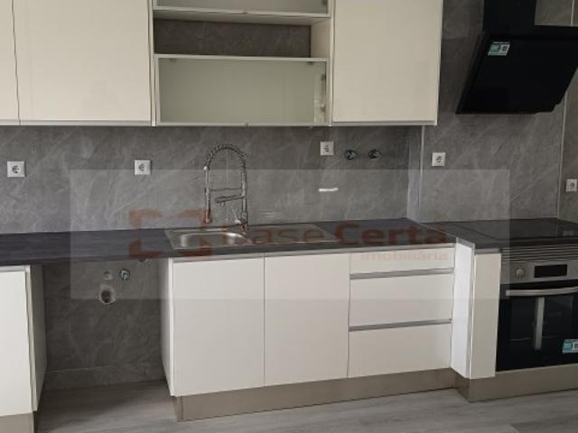 Apartamento venda em Fonte do Lavra, Setúbal
