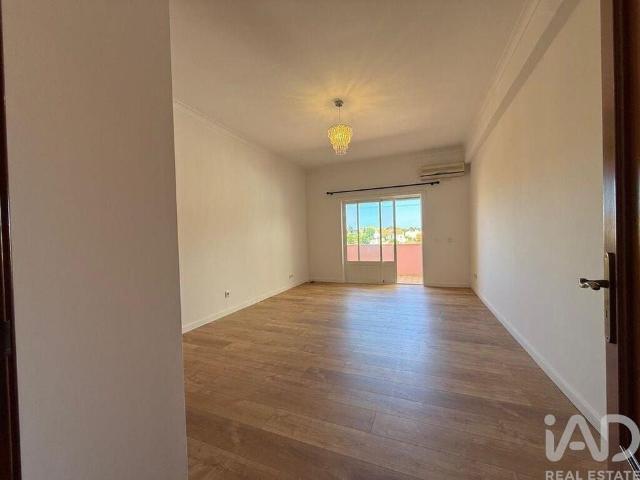 Apartamento alugar em Setúbal