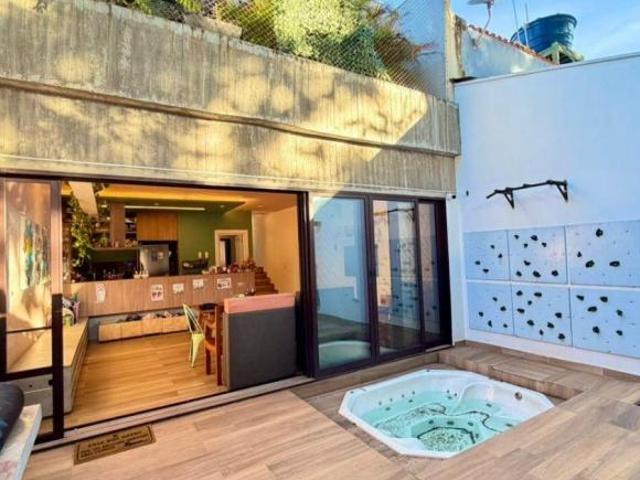 Casa venda em Região Geográfica Imediata do Distrito Federal, Região Integrada de Desenvolvimento do Distrito Federal e Entorno