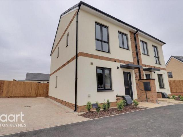 House for rent in Tattenhoe Park, Shenley Brook End