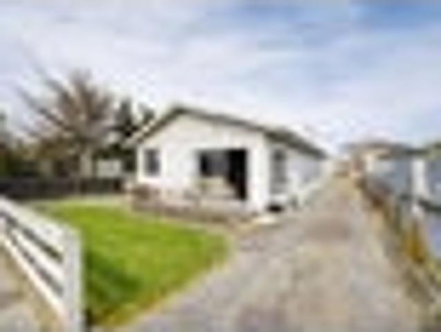 House for sale in Hokowhitu, Manawatu-Whanganui
