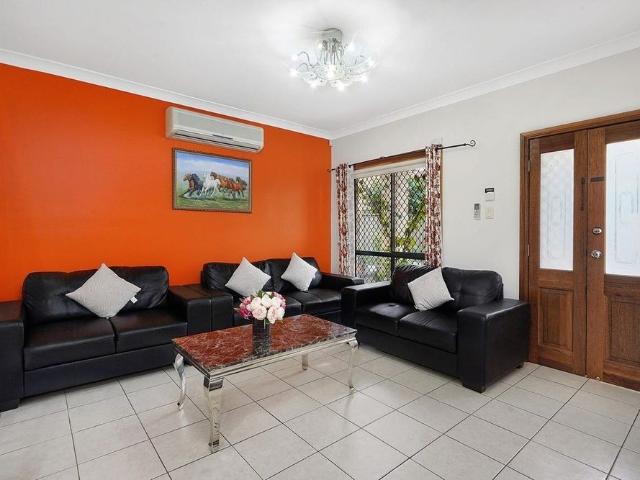 Room for rent in Seven Hills, Sydney
