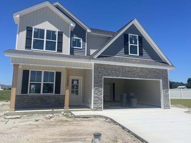 House for sale in Ayden